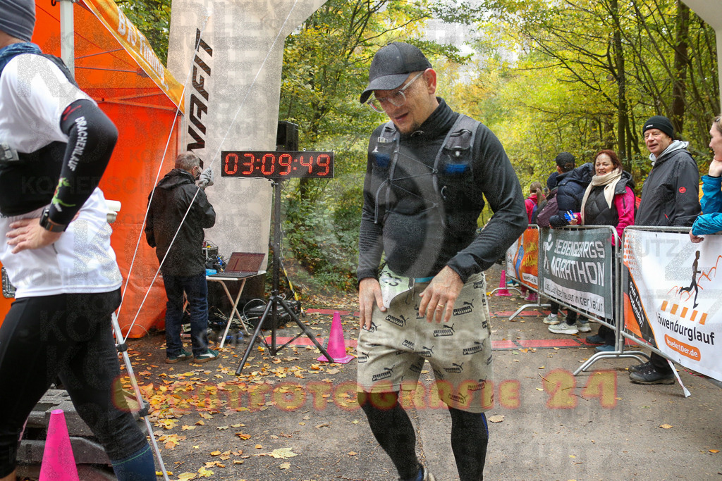 251026_1311_EX1_2781 | Sportfotografie im Rhein-Sieg Kreis, Köln, Bonn, NRW, Rheinland Pfalz, Hessen, etc. Unser Tätigkeitsfeld umfasst den Laufsport vom Volkslauf über den Marathon, Duathlon, Triathon bis zum Ultralauf wie Kölnpfad Ultra oder Schindertrail.