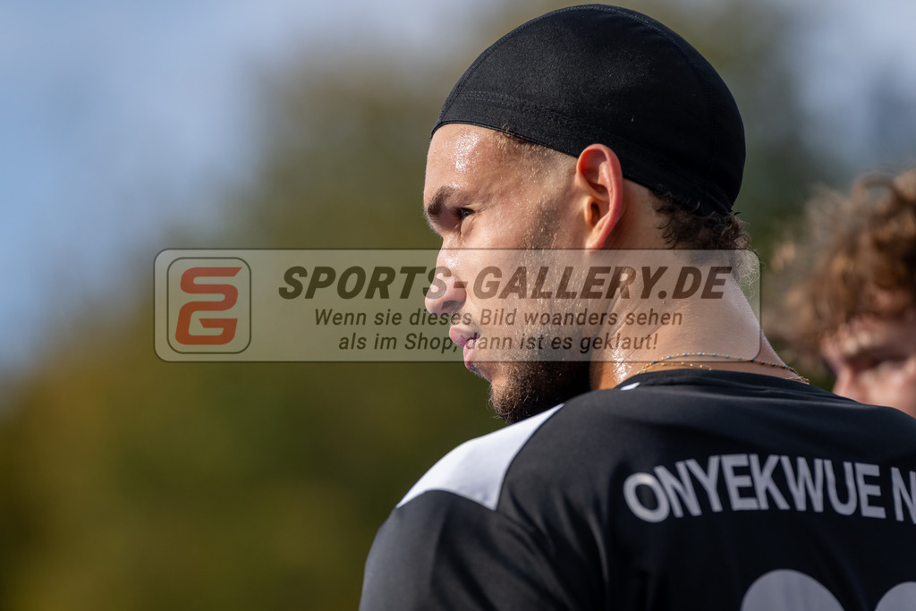 HK_20241019_107823 | 1. Bundesliga Herren Crefelder HTC - Großflottbeker THGC am 19.10.2024 CHTC, Krefeld , Joshua Onyekwue Nnaji Torwart ( Crefelder HTC #29 )