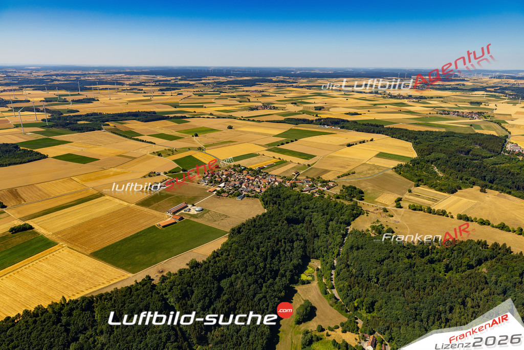 Aktuelles Luftbild von Waizenhofen Thalmässing - Die Luftaufnahme wurde 2022 mittels UL-Flugzeug erstellt ( keine Drohne ) - hochauflösende Kamera-Systeme von  Canon -Beste Qualität - Für grossformatige Ausdrucke geeignet. Die Geschenkidee !