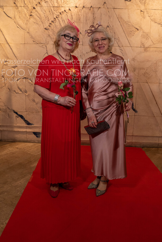 CCC_Frühlingsball_Teppich_byTINOGRRAFIE-60 | (c) TINOGRAFIE.COM
