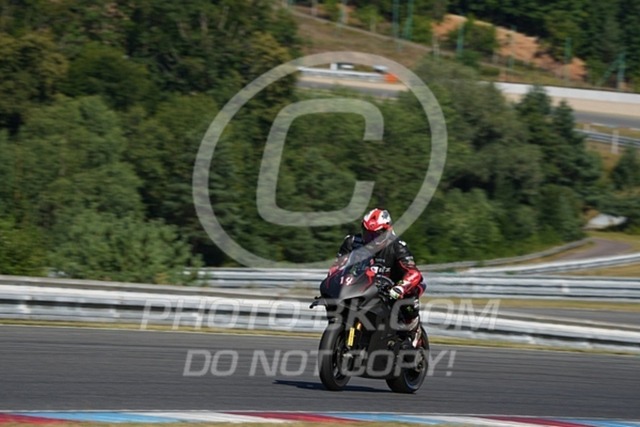 2024_07_30_PBK_23383 | Sportfotografie; SlowMotion; Video; Rennstrecke; Hafeneger; Speer; Racing; RSE; BMW; CBO; Trackday; Motorsportarena; Hockenheimring; Brno; Most; Barcelona; Valencia