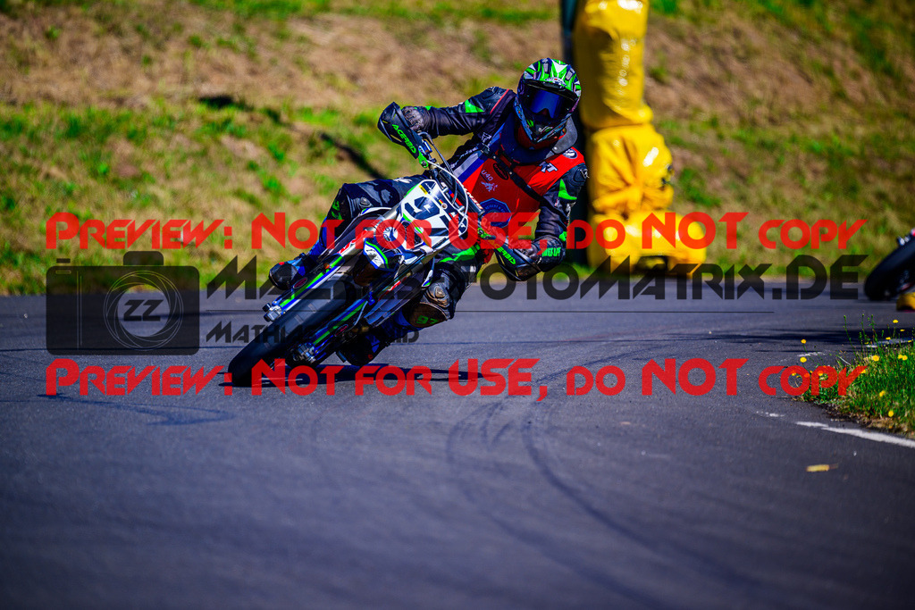 MaZZes_FotoMatrix_240816_6007705_9170 | UE40