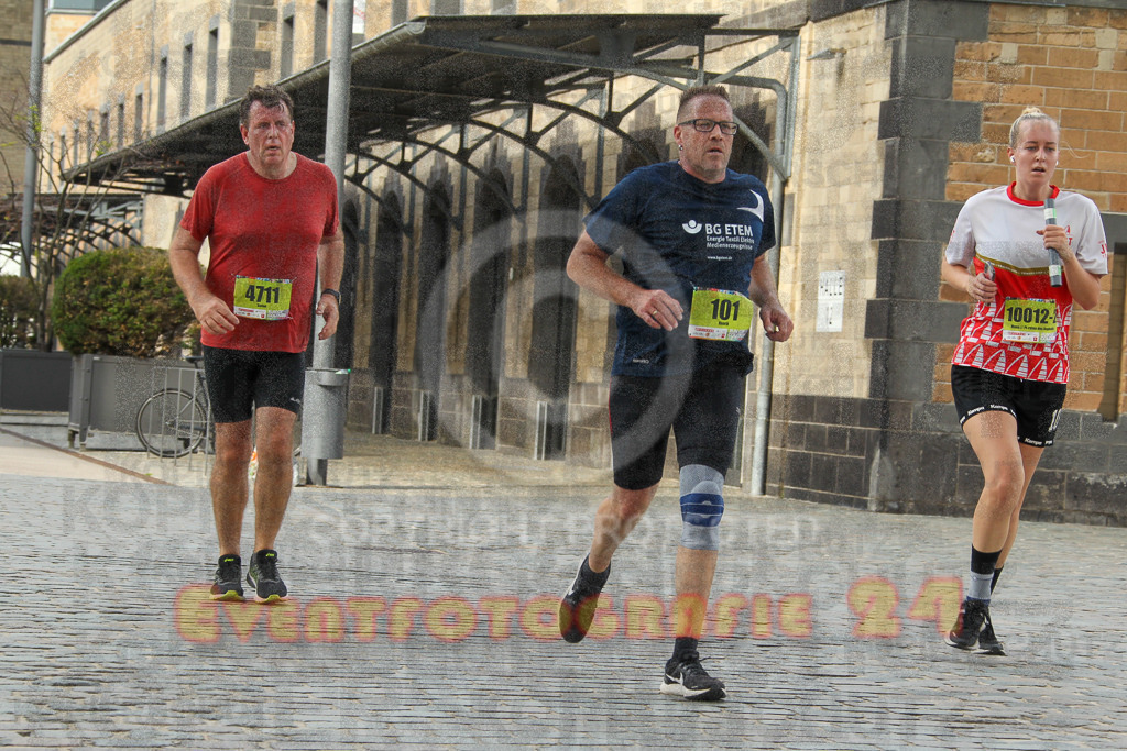 250920_1532_EV4_9094 | Sportfotografie im Rhein-Sieg Kreis, Köln, Bonn, NRW, Rheinland Pfalz, Hessen, etc. Unser Tätigkeitsfeld umfasst den Laufsport vom Volkslauf über den Marathon, Duathlon, Triathon bis zum Ultralauf wie Kölnpfad Ultra oder Schindertrail.