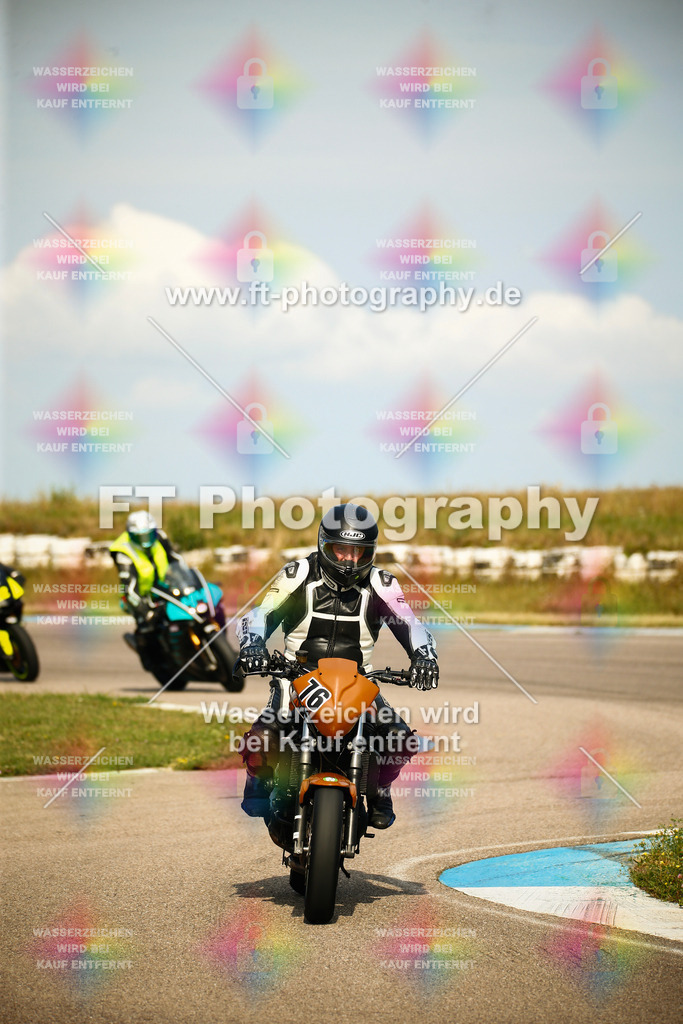 _MOT6244 | Hier findet Ihr Bilder von Touristenfahrten auf der Nürburgring Nordschleife oder von anderen Veranstaltungen die ich besucht habe. Viel Spass beim Durch Schauen 