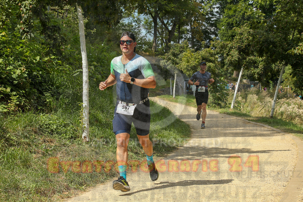 250824_1413_EX1_5415 | Sportfotografie im Rhein-Sieg Kreis, Köln, Bonn, NRW, Rheinland Pfalz, Hessen, etc. Unser Tätigkeitsfeld umfasst den Laufsport vom Volkslauf über den Marathon, Duathlon, Triathon bis zum Ultralauf wie Kölnpfad Ultra oder Schindertrail.
