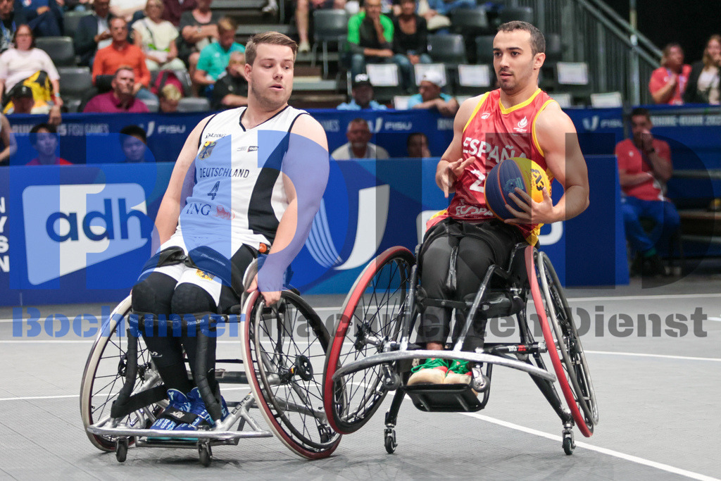 SES_TTG3X320250717-77 | bond - Realisiert mit Pictrs.com