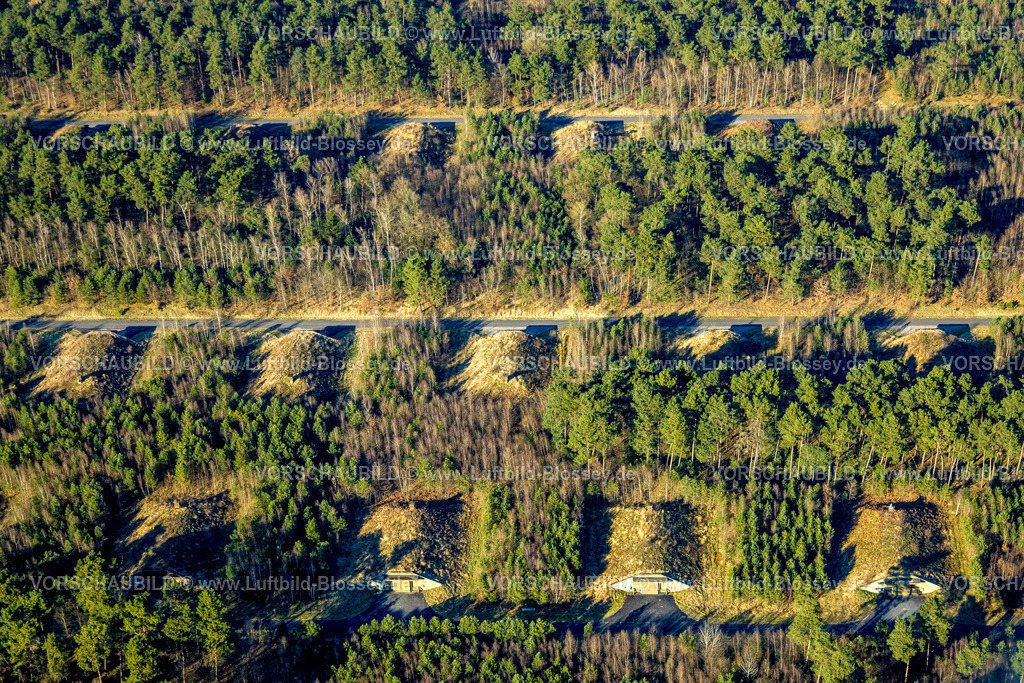 Olfen250405447 | Luftbild, Keller Pyro, Lagereinrichtung zur Miete in Olfen, Waldgebiet Hullerner Straße, Olfen-Kirchspiel, Olfen, Münsterland, Nordrhein-Westfalen, Deutschland