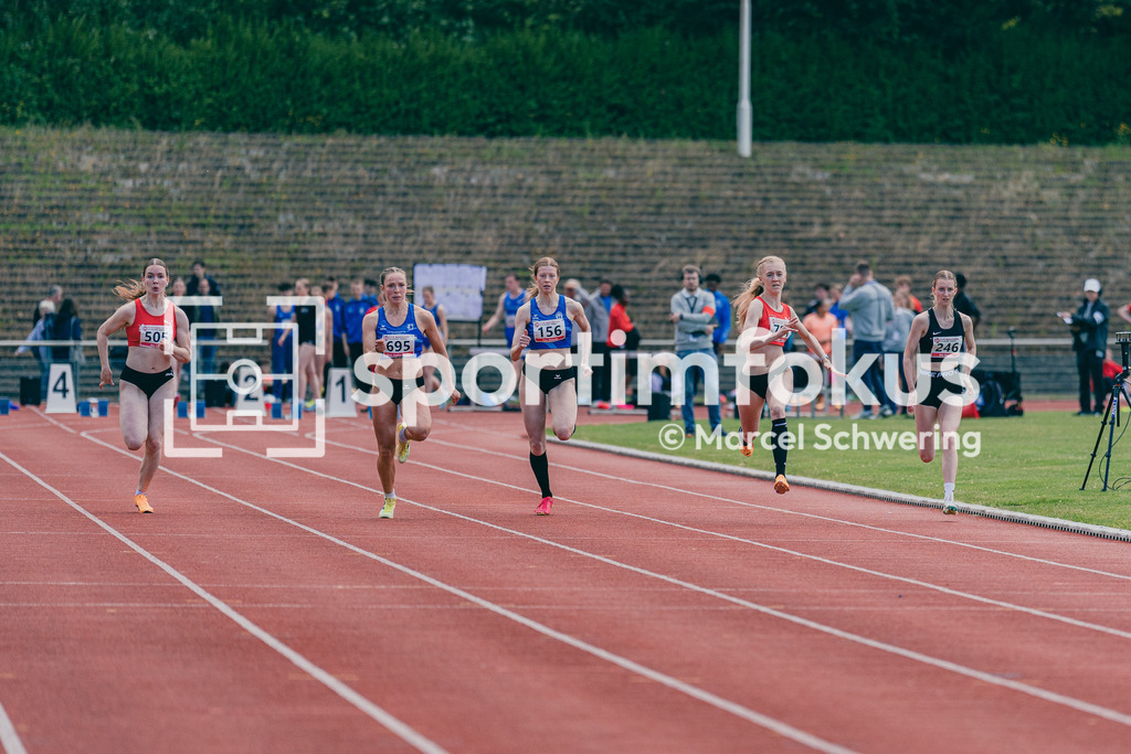 FLVW-Meisterschaften 2026 | Impressionen und Wettkampfszenen der FLVW-Meisterschaften 2026 mit Athletinnen und Athleten verschiedener Vereine und Altersklassen in unterschiedlichen Disziplinen der Leichtathletik. - Realisiert mit Pictrs.com