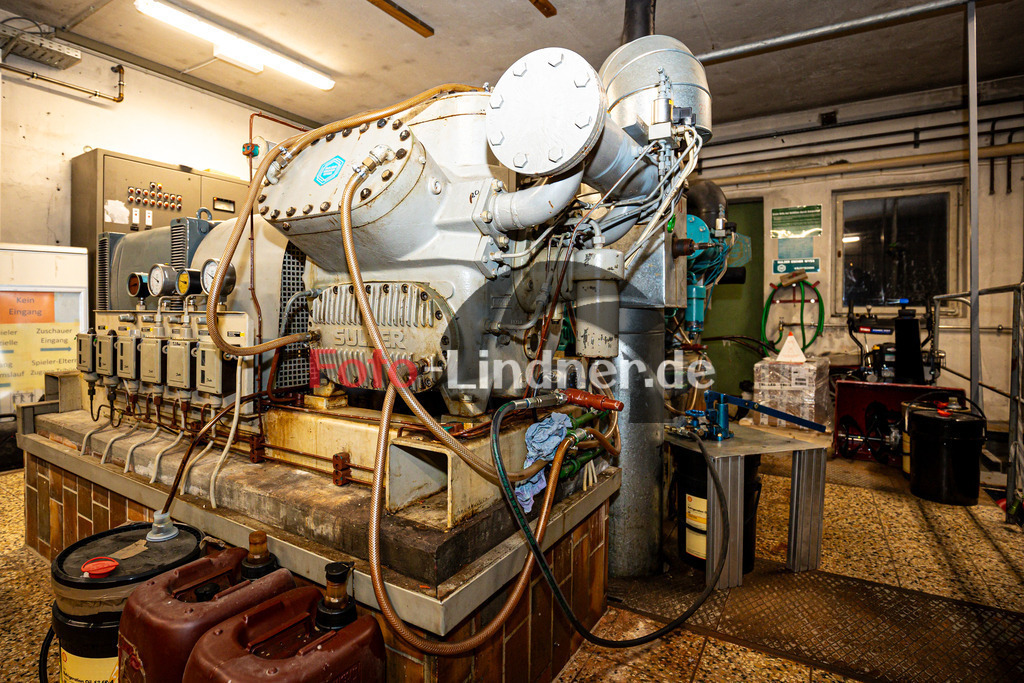 Gebäude | Eisstadion Peißenberg 2024/25, Gebäude, 20241115,Kühlanlage,2024-11-15 in Peißenberg (Eisstadion Peißenberg)Copyright: WolfgangxLindner foto-lindner.de