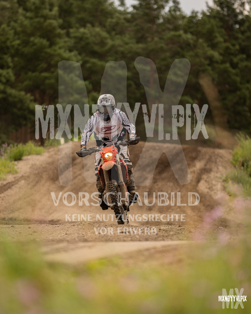 866A1634 | mxndyyvipix