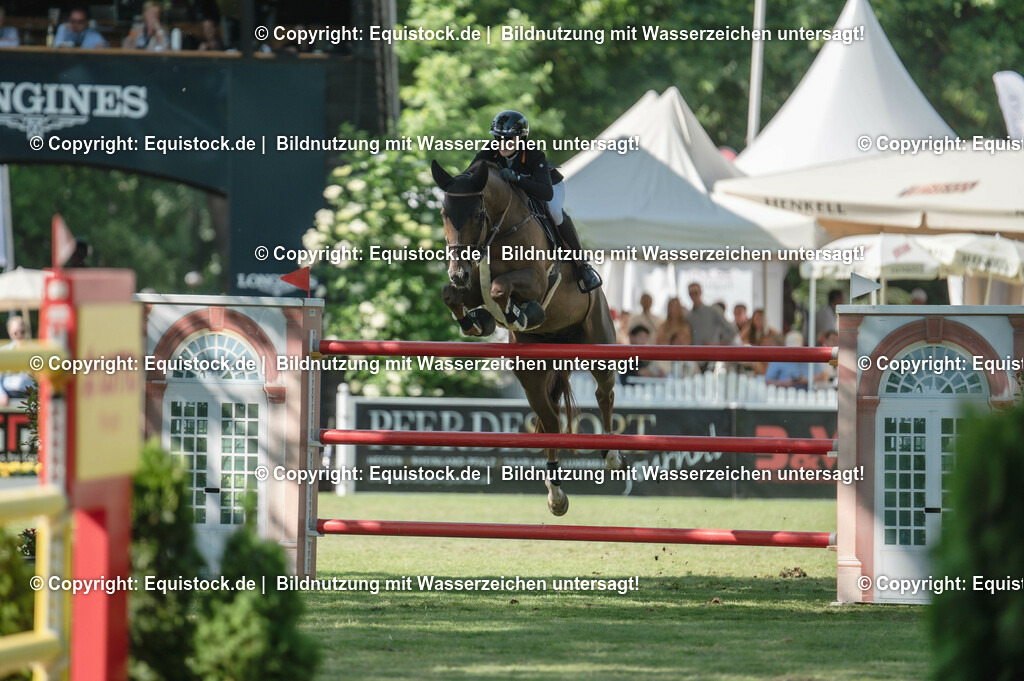 20230528_17_CSI4_Hess.Min.Präs_0083 | equistock