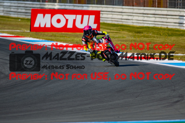 MaZZes_Fotomatrix-220423-98364 | Fotograf Mathias Schmid
Sportfotograf,
Eventfotograf,
Hochzeitsfotograf,
Portraitfotograf