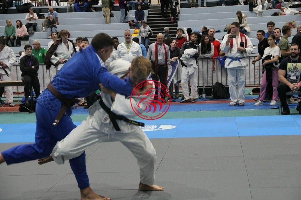 IMG_3896 | Fotos vom Adler Cup - Pictures from Adler Cup

Hier findet Ihr alle Eindrücke und großen Momente der Adler Cup Wochenenden. Here you will find all impressions and great moments of the Adler Cup weekends. - Realisiert mit Pictrs.com