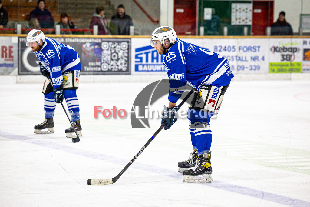 SC Forst NATURE BOYS gegen ESC Hassfurt HAWKS | Eishockey Landesliga Herren Playoffs 2024/25 - Spiel 2 von 4, SC Forst NATURE BOYS gegen ESC Hassfurt HAWKS, 20250222,Maximilian ROHRBACH (Nature Boyz 9),2025-02-22 in Peißenberg (Eisstadion Peißenberg)Maximilian ROHRBACH (Nature Boyz 9)Copyright: WolfgangxLindner foto-lindner.de