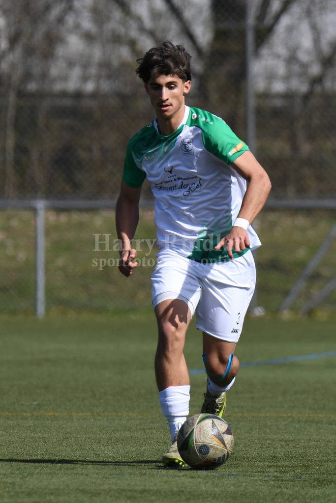 SpVgg GW Deggendorf : SV Hofkirchen | Andras Mityko (SpVgg GW Deggendorf #3) - Realisiert mit Pictrs.com