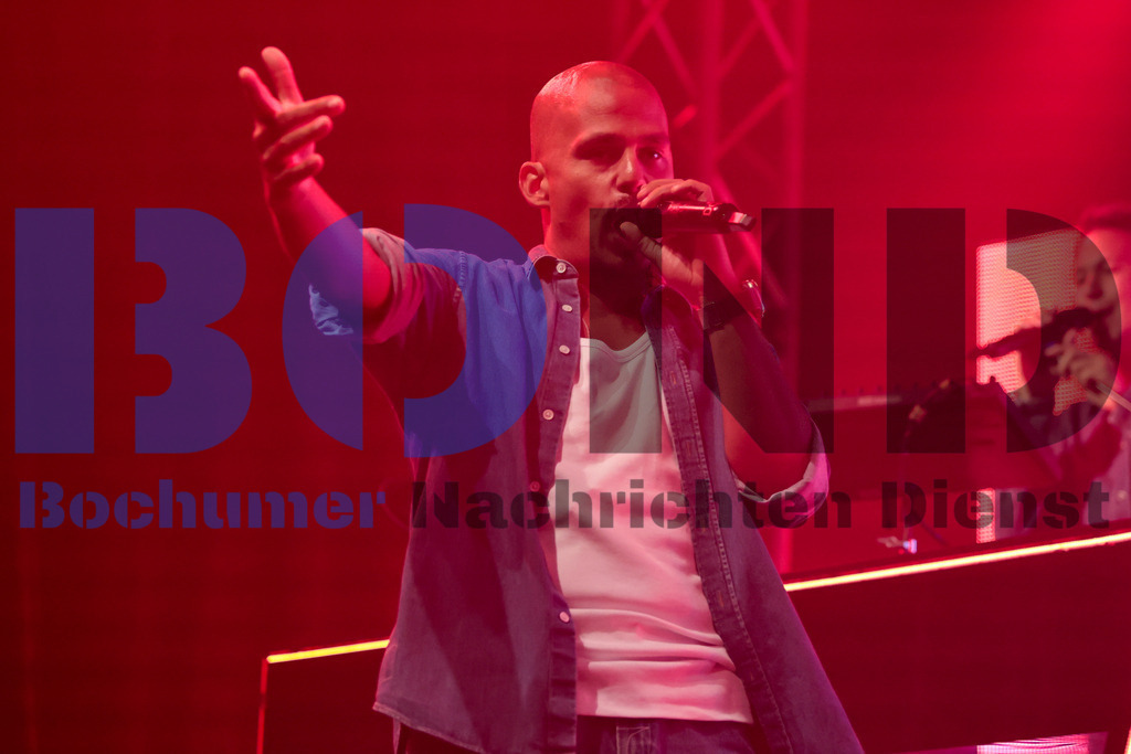 SES_CUCZFR20250822-19 | bond - Realisiert mit Pictrs.com