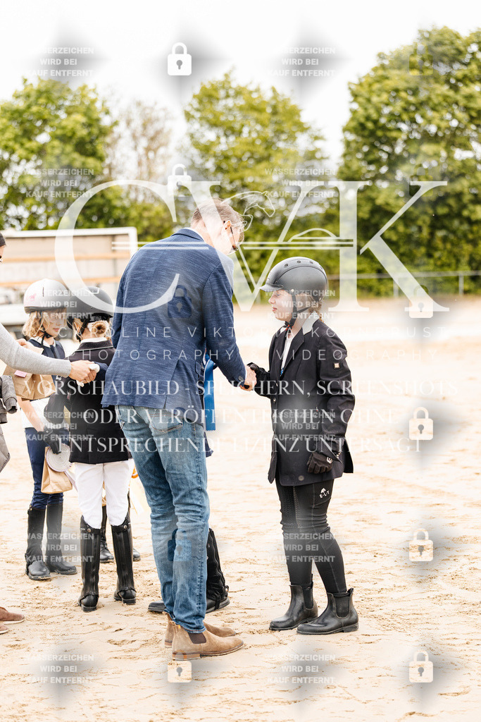 CK903891 | Turnierfotografie Pferdefotografie Trier Rheinland-Pfalz Pferdesport Reitsport Tierfotografie Sportfotografie Pferdevideo Pferdevideografie Equestrianvideography equestrianphotography  - Realisiert mit Pictrs.com