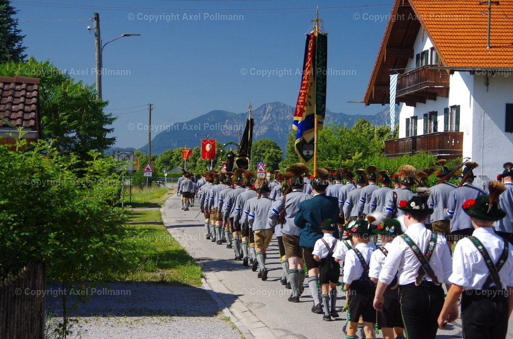 IMGP5827 | fotografiert von Axel PollmannLeonhardi Wallfahrt Benediktbeuern und Murnau, Fronleichnam, Fasching, Landschaft im Loisachtal und Benediktbeuern  - Realisiert mit Pictrs.com