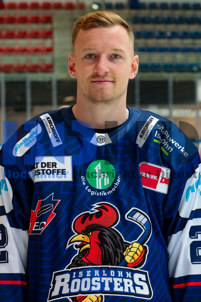 Deutsche Eishockey Liga (DEL): Iserlohn Roosters Teamshooting {date} -  | {headline}(Foto: Sebastian Sendlak / BOND) - Realisiert mit Pictrs.com