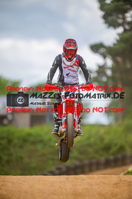 MaZZes_FotoMatrix_220528_6029 | Fotograf Mathias Schmid
Sportfotograf,
Eventfotograf,
Hochzeitsfotograf,
Portraitfotograf