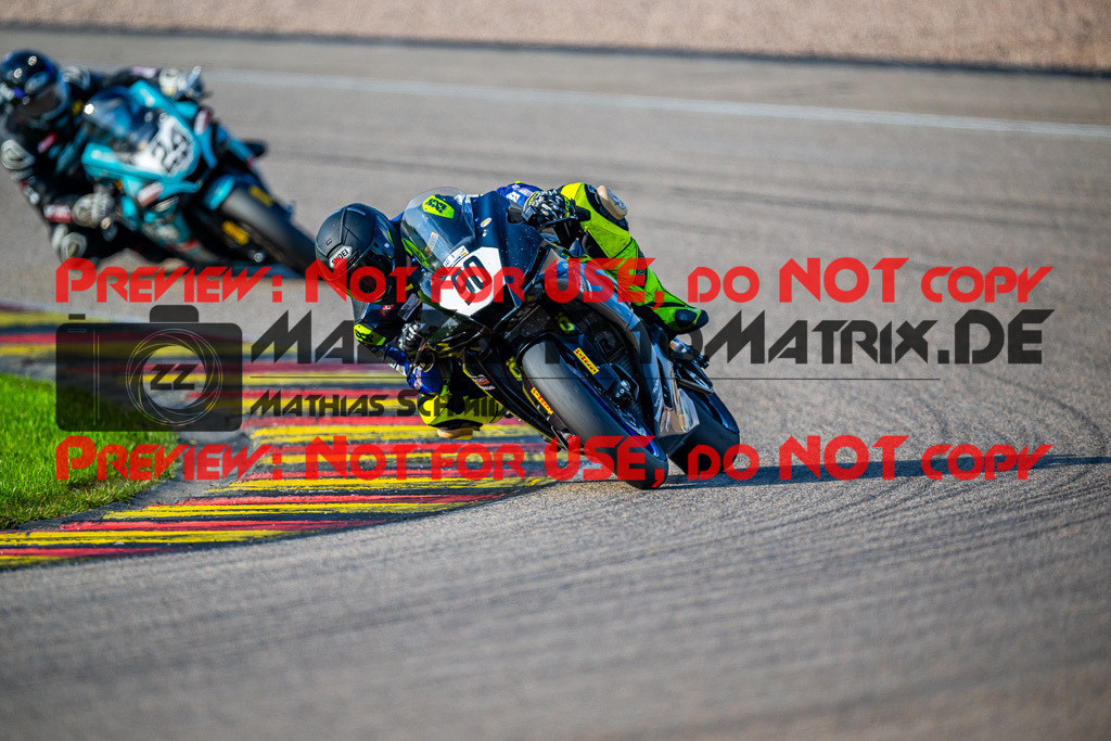 MaZZes_FotoMatrix_240504_6007705_5939 | STK1000