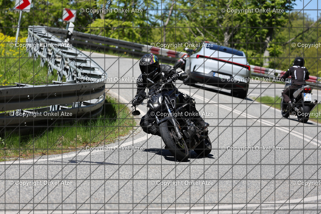 IMG_9608 | Fotograf am Kyffhäuser. Onkel Atze. Kyffhäuser Rennstrecke. Café36. Motorsportfotografie. - Realisiert mit Pictrs.com