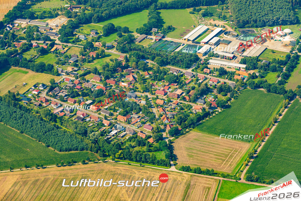 Kraak Rastow Bild- Das Luftbild wurde 2025 vom UL-Flugzeug heraus erstellt ( keine Drohne bzw. Drohnenaufnahme ) - Hochauflösende Luftaufnahme -Nicht vergleichbar mit Google Maps oder Satelittenbilder- Die Geschenkidee !Mit Lizenz und Bildrechte bestellbar - CC