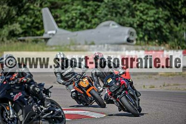 pube9141 | Professionelle Fotos von Sportveranstaltungen, aber auch Hochzeiten und anderen Events. - Realisiert mit Pictrs.com