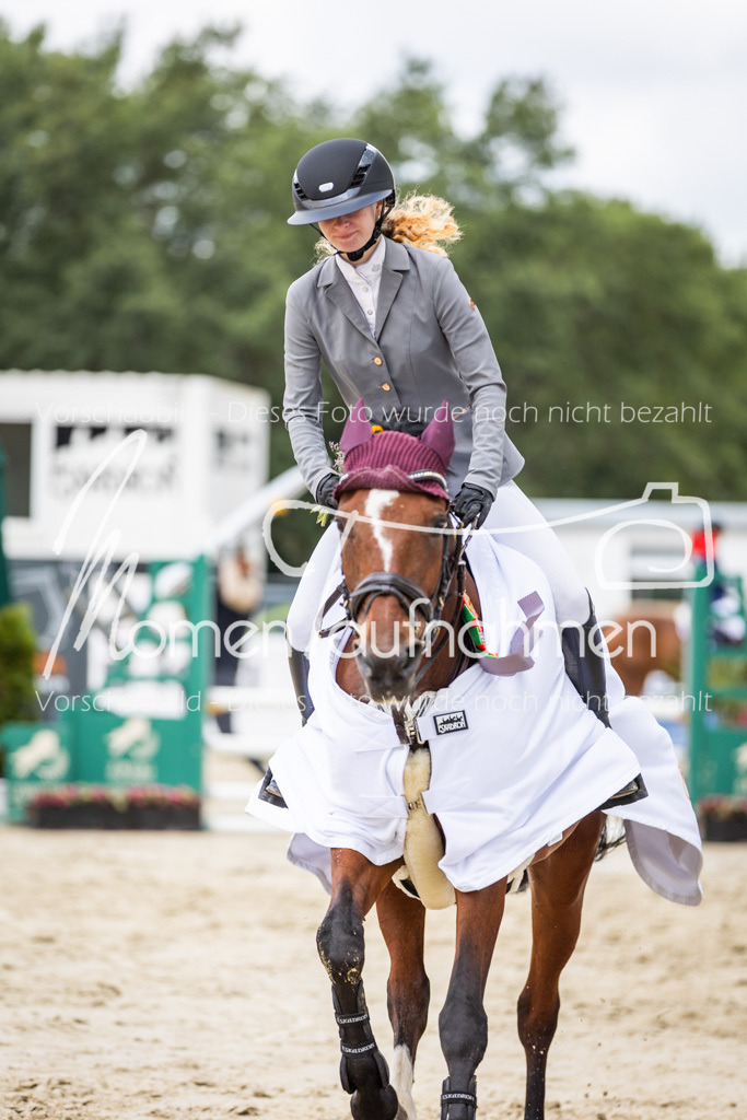 BHO-2PhSpr-M-5-2450 | MomenTaufnahmen Pferdesportfotos