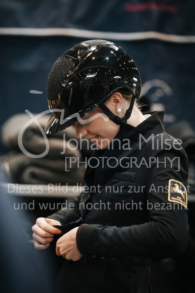 240119_Leipzig_PonyTrophy-506 | Deine schönsten Turniermomente als professionelle Fotos! Entdecke hochwertige Pferdesport-Fotografie im Online-Shop. Jetzt Fotos finden & bestellen!
