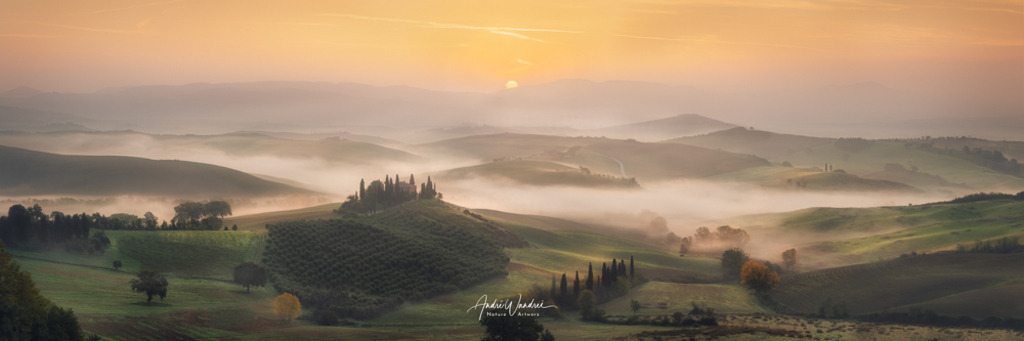 Nebelstimmung in der Toskana (3:1 Panorama) | Andre Wandrei - Nature Artworx - Realisiert mit Pictrs.com