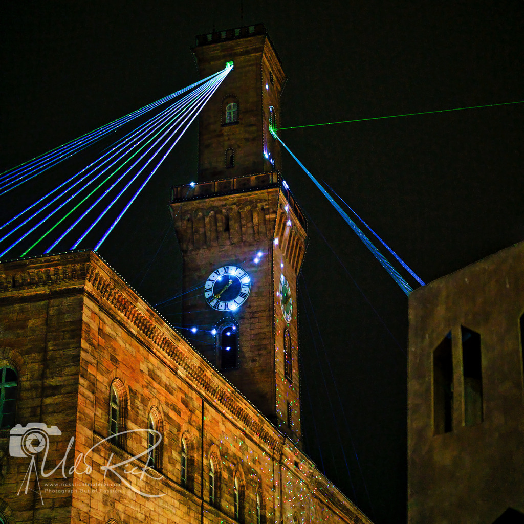 RathausFÜ_Glanzlichter2025_10 | Entdecken Sie Fotografie aus Leidenschaft: Auftragsfotografie, HD-Fotos, Geschenkartikel aus Ihren Bildern und vieles mehr. Beauftragen Sie uns für besondere Momente!