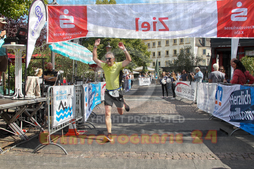 250824_1242_EV4_9393 | Sportfotografie im Rhein-Sieg Kreis, Köln, Bonn, NRW, Rheinland Pfalz, Hessen, etc. Unser Tätigkeitsfeld umfasst den Laufsport vom Volkslauf über den Marathon, Duathlon, Triathon bis zum Ultralauf wie Kölnpfad Ultra oder Schindertrail.