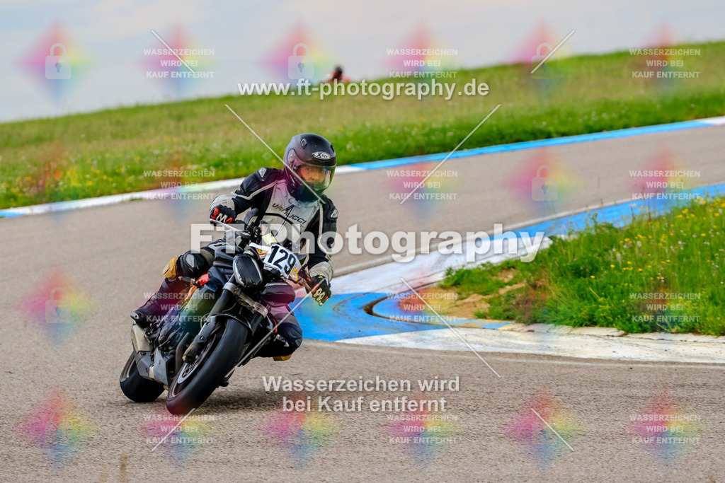 MotoTeam-1745 | Hier findet Ihr Bilder von Touristenfahrten auf der Nürburgring Nordschleife oder von anderen Veranstaltungen die ich besucht habe. Viel Spass beim Durch Schauen 