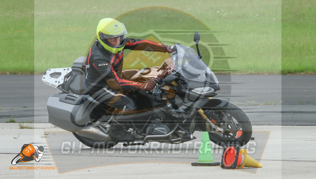IMG_0376 | gh-motorradtraining-foto.de - Realisiert mit Pictrs.com