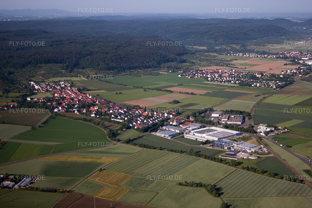 Luftbild: Ortsansicht von Norden im Ortsteil Weilheim in Tübingen im Bundesland Baden-Württemberg in Deutschland. Foto: IMG_67718.jpg vom 09.06.2014 durch Werner Riehm/FLY-FOTO.de