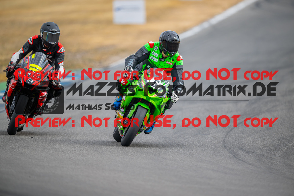 MaZZes-Fotomatrix-20260809-587745 | R1