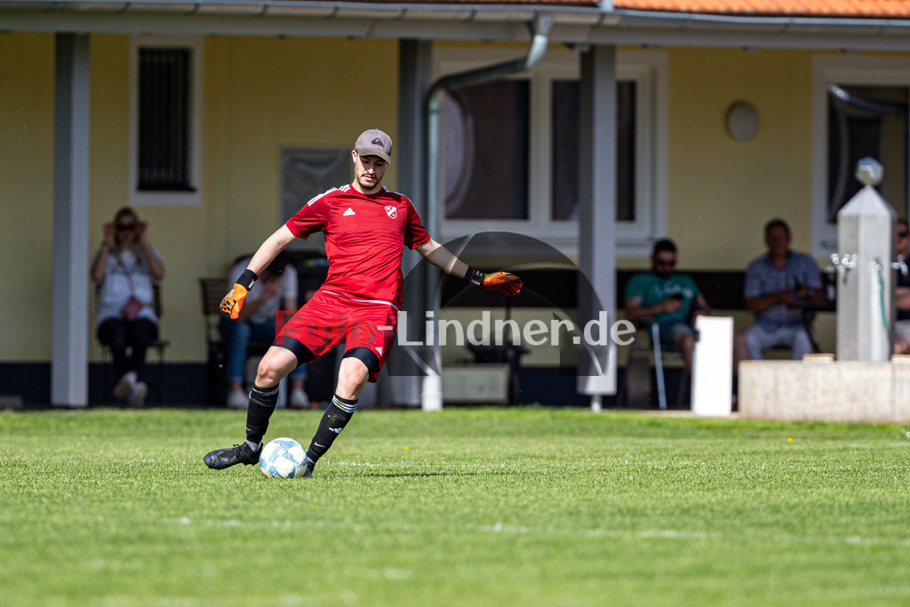 SC Böbing vs SG SV Eberfing/SV Söchering | Abstiegs Qualifikationsrunde A-Klasse Gruppe P, SC Böbing vs SG SV Eberfing/SV Söchering, 20240414,
Jakob ELLER (SVES 1) in Aktion,
2024-04-14 in Böbing (Sportplatz Böbing)
1 Jakob ELLER (SVES 1)
Copyright: WolfgangxLindner foto-lindner.de