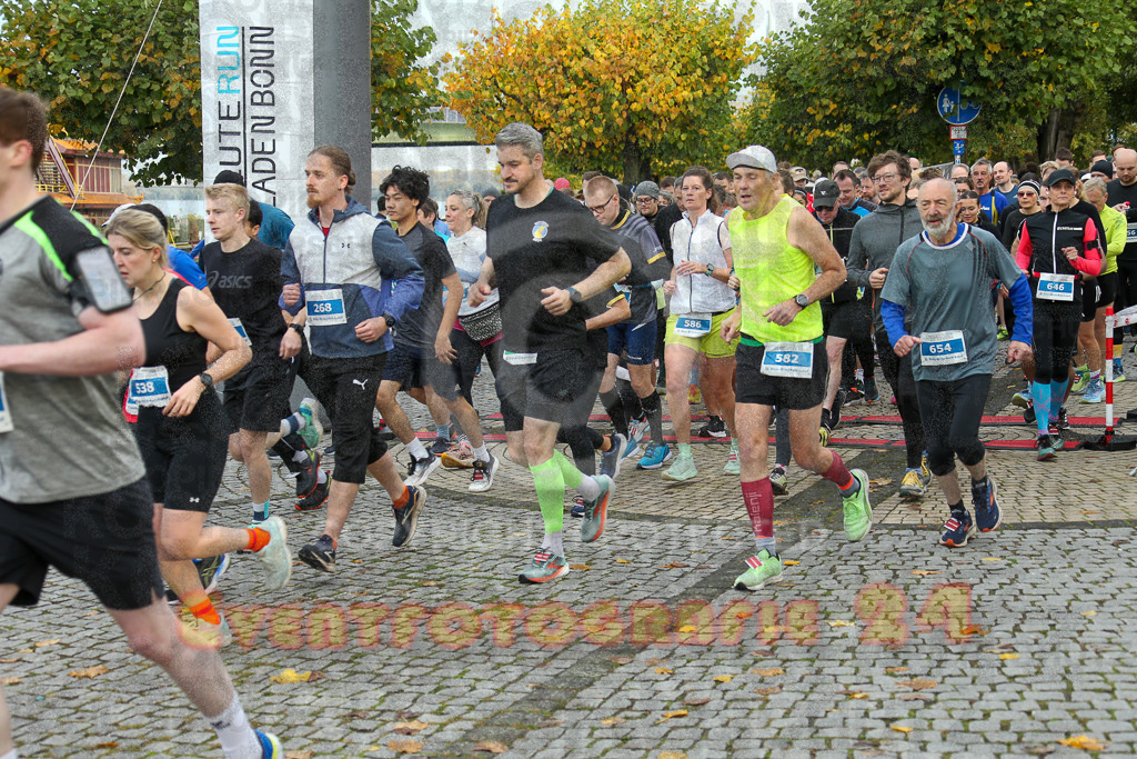 241020_0920_EX1_6937 | Sportfotografie im Rhein-Sieg Kreis, Köln, Bonn, NRW, Rheinland Pfalz, Hessen, etc. Unser Tätigkeitsfeld umfasst den Laufsport vom Volkslauf über den Marathon, Duathlon, Triathon bis zum Ultralauf wie Kölnpfad Ultra oder Schindertrail.