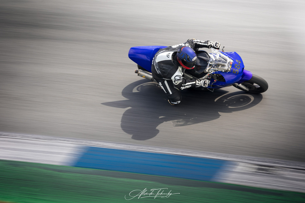 Ducati Trackday Hockenheimring 2026 | Entdecken Sie die faszinierende Welt von Alexander Tschuncky Arts: Kreative Fotografie, atemberaubende Automobilkunst und hochwertiger Bilderdruck. Lassen Sie sich inspirieren! - Realisiert mit Pictrs.com