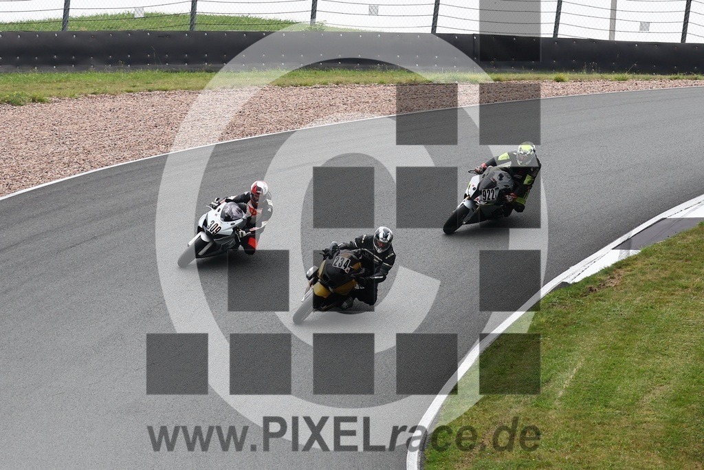 0922-20240916_11283 | Schöne Erinnerungen an spannende Momente - das festzuhalten ist unser Job. PIXELrace.de ist seit 2003 auf den Rennstrecken Europas unterwegs um die Action draußen beim Fahren und die wunderbare Stimmung imm Fahrerlager für euch einzufangen.
