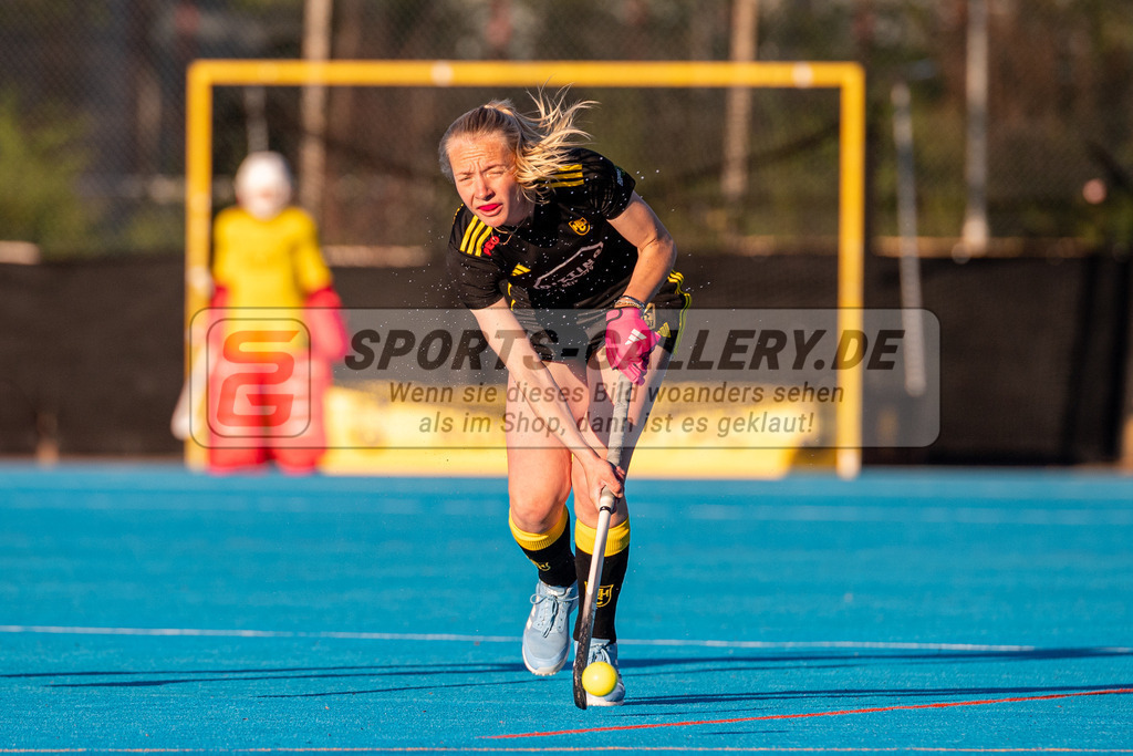 SM_20250425-D5A_4267-2 | 1.Bundesliga Feld - Rückrunde (W) HTHC - DCADA / 1:2