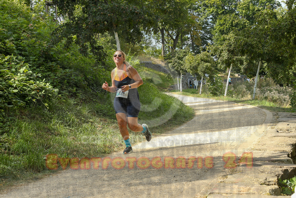 250824_1507_EX1_8548 | Sportfotografie im Rhein-Sieg Kreis, Köln, Bonn, NRW, Rheinland Pfalz, Hessen, etc. Unser Tätigkeitsfeld umfasst den Laufsport vom Volkslauf über den Marathon, Duathlon, Triathon bis zum Ultralauf wie Kölnpfad Ultra oder Schindertrail.