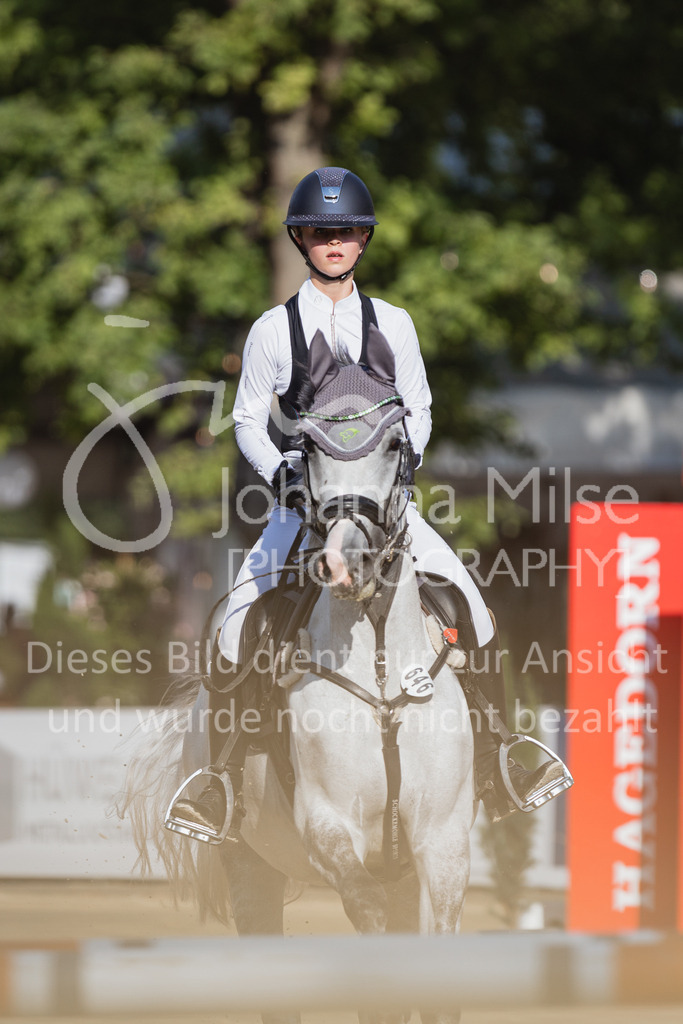 220825_Delbrueck_PonyTrophy-160 | Deine schönsten Turniermomente als professionelle Fotos! Entdecke hochwertige Pferdesport-Fotografie im Online-Shop. Jetzt Fotos finden & bestellen!