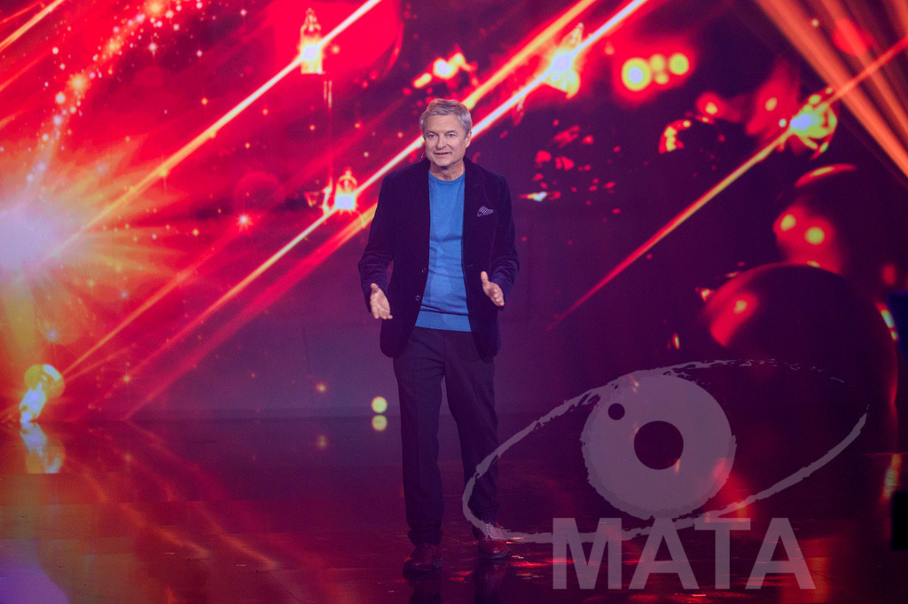 _DWI6199 | Österreichischer Kabarettist und Schauspieler Alfred Dorfer bei '30 Jahre Sternstunden-Gala 2023' in der Frankenhalle. Nürnberg, 15.12.2023 - Realisiert mit Pictrs.com