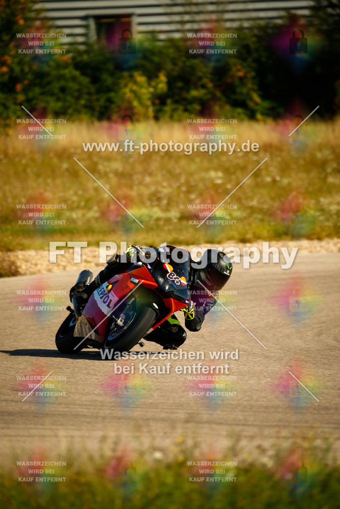 _MOT8561 | Hier findet Ihr Bilder von Touristenfahrten auf der Nürburgring Nordschleife oder von anderen Veranstaltungen die ich besucht habe. Viel Spass beim Durch Schauen 