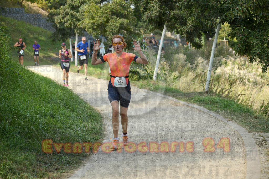 250824_1444_EX1_7338 | Sportfotografie im Rhein-Sieg Kreis, Köln, Bonn, NRW, Rheinland Pfalz, Hessen, etc. Unser Tätigkeitsfeld umfasst den Laufsport vom Volkslauf über den Marathon, Duathlon, Triathon bis zum Ultralauf wie Kölnpfad Ultra oder Schindertrail.