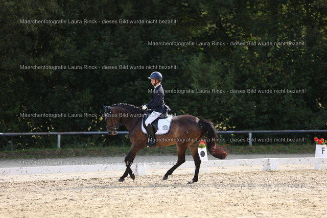 HG9A0027 | laurarinckfotografie - Realisiert mit Pictrs.com