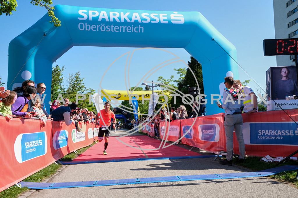 ..... | LINZ,AUSTRIA,27.April 24, Int. 3 Brückenlauf Linz  , Image shows: Photo: WAPICS / Michael ring