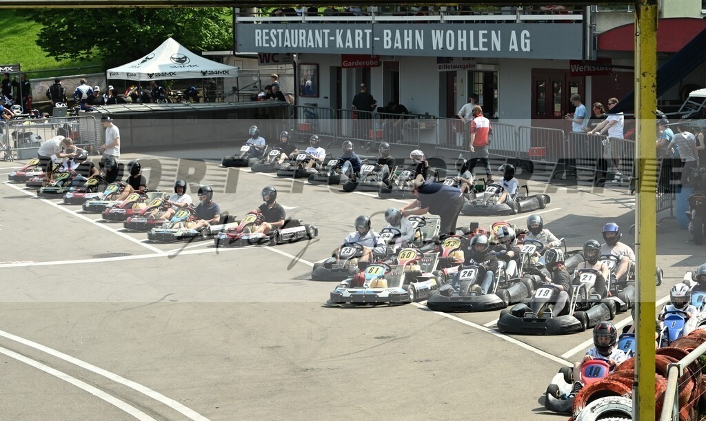 aaaDSC_9970 | Kaufen Sie Sportbilder im Onlineshop von Andy Scherrer Sportfotografie. Faszinierende Bilder von Sportevents aus der ganzen Schweiz. Fussball, Frauenfussball, Unihockey, Handball, Schwingen und weiteren Sportarten. - Realisiert mit Pictrs.com